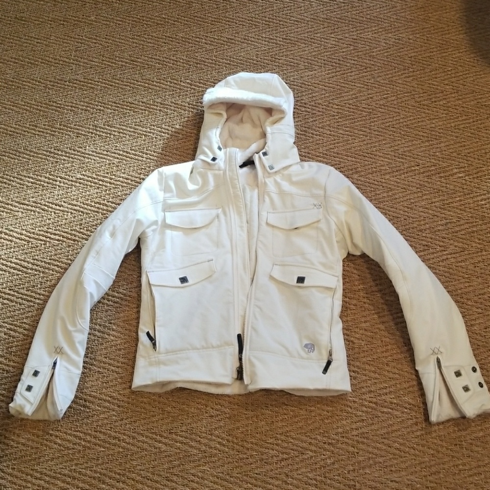 Mountain Hardware Winter Jacket- worn once